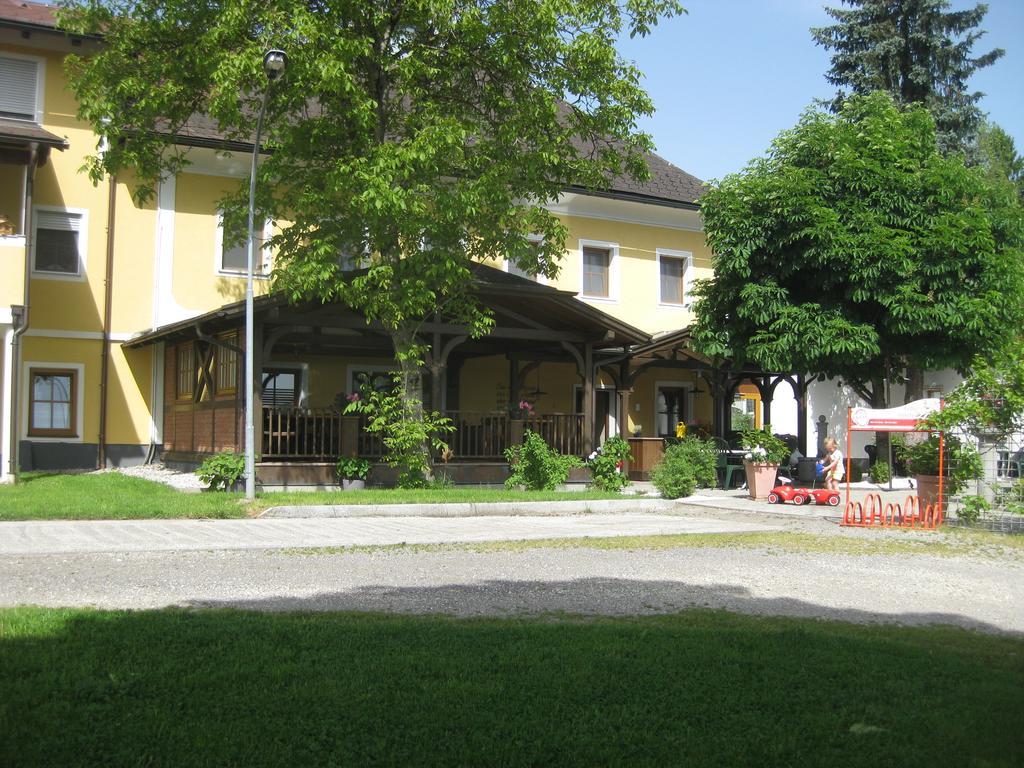 Gasthof Muhr Wirt Z'Bierbaum Hotel Gampern Екстериор снимка